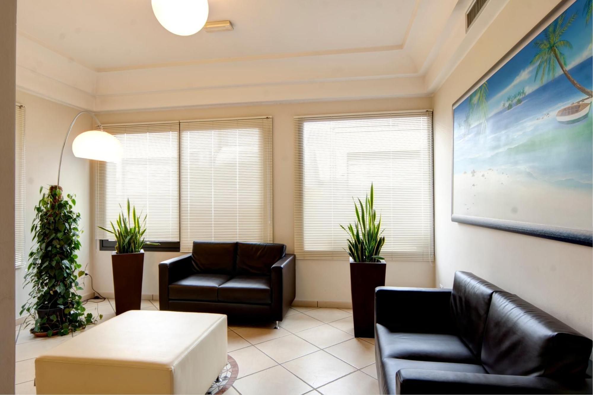 Residence Divina Rimini Bagian luar foto