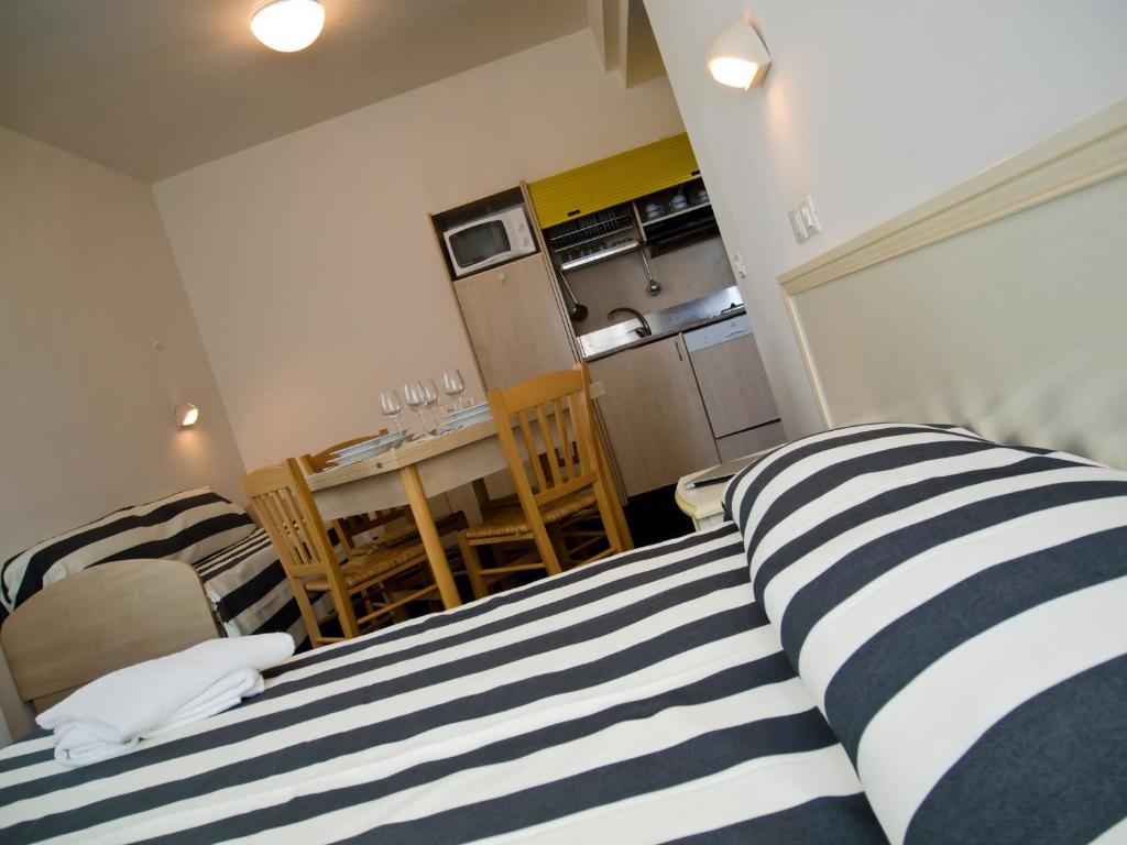 Residence Divina Rimini Ruang foto