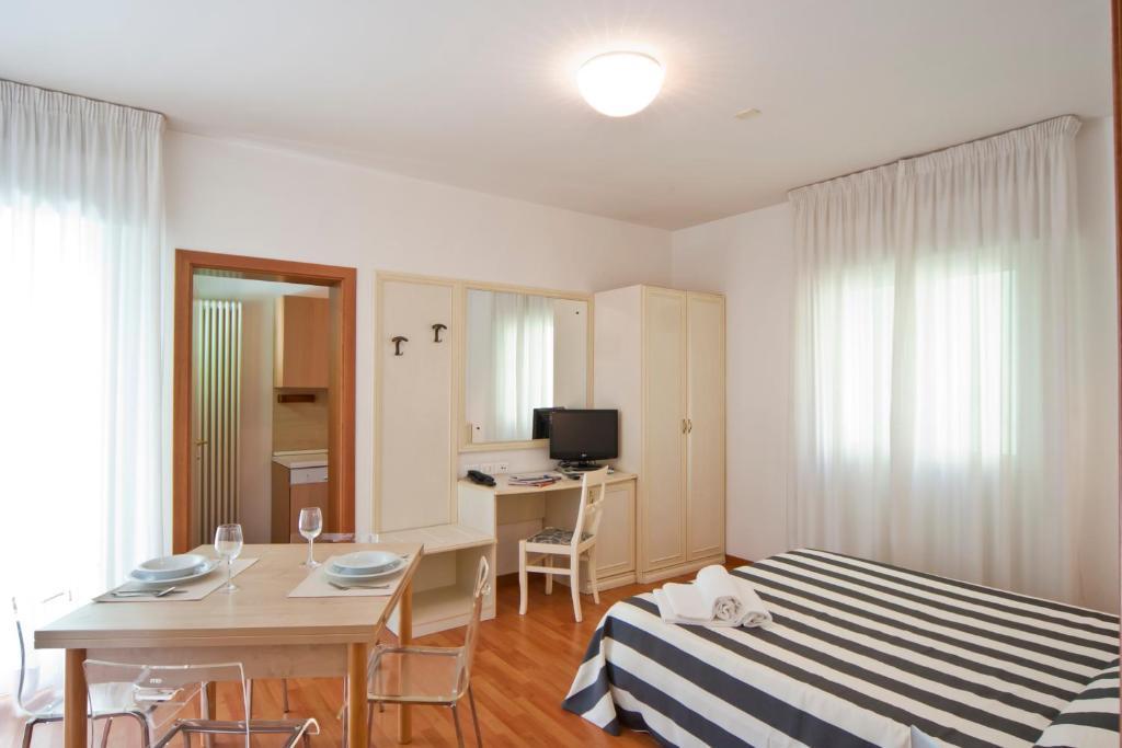 Residence Divina Rimini Ruang foto